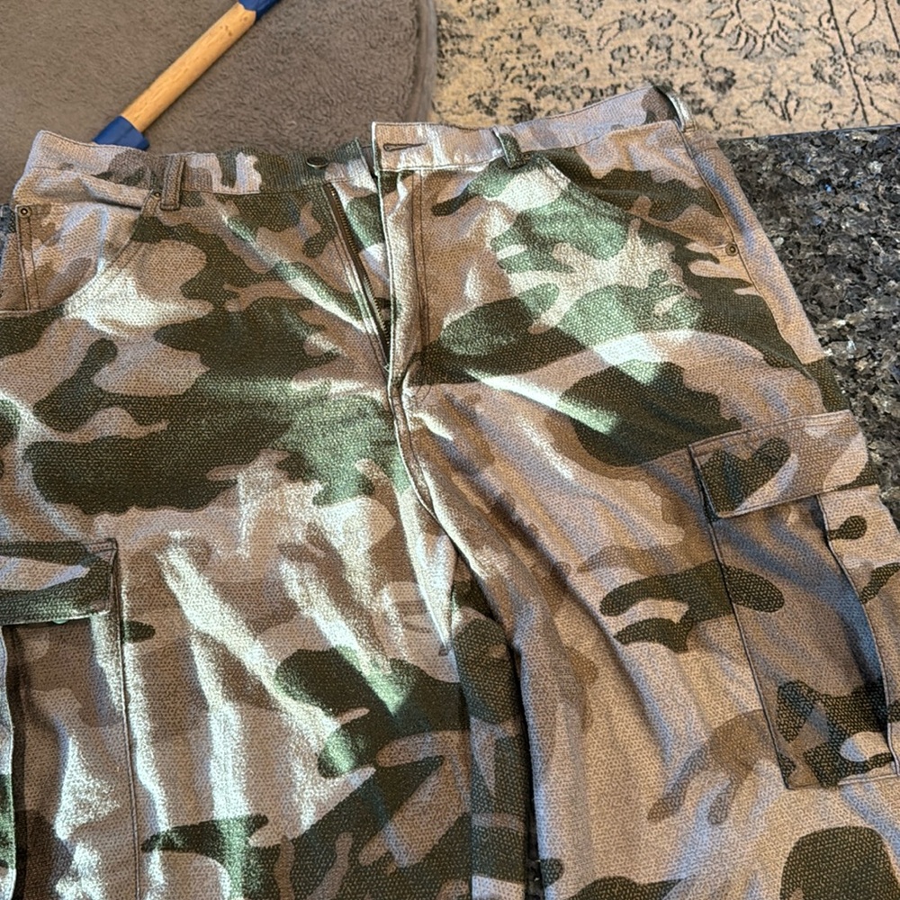 Cabelas men’s camo hunting pants size38
